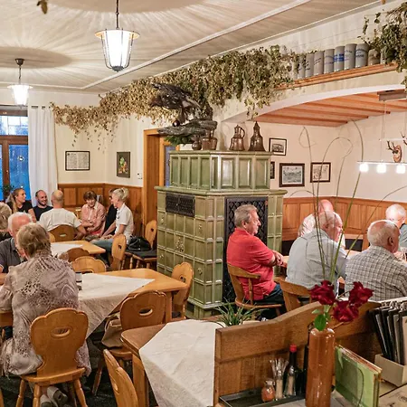 ホテル Brauereigasthof Adler